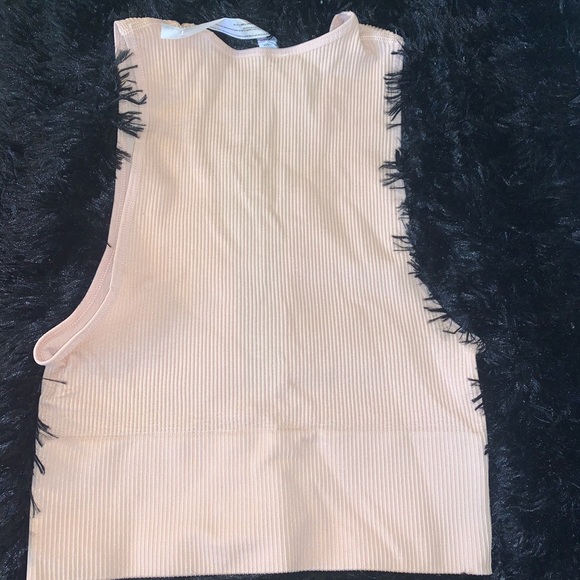 Spandex deep V tank top - Picture 3 of 4